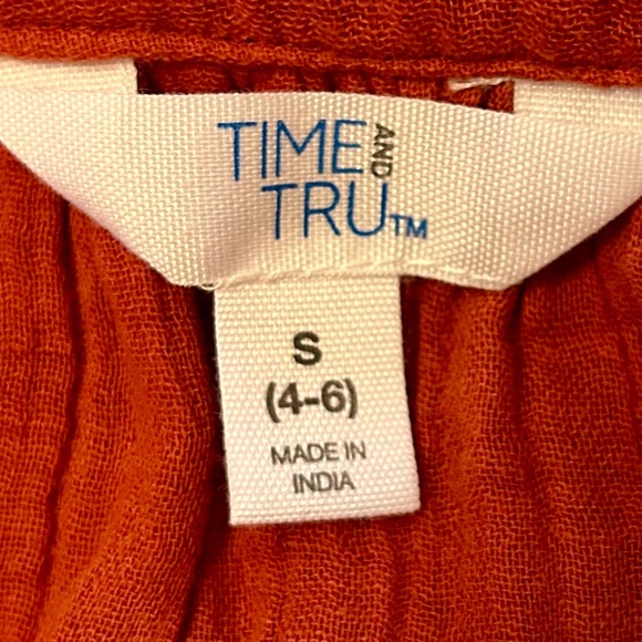 TIME AND TRU Women’s Blouse, NEVER WORN, Rusty Bronze Color, Size Small (4-6) - Picture 6 of 9
